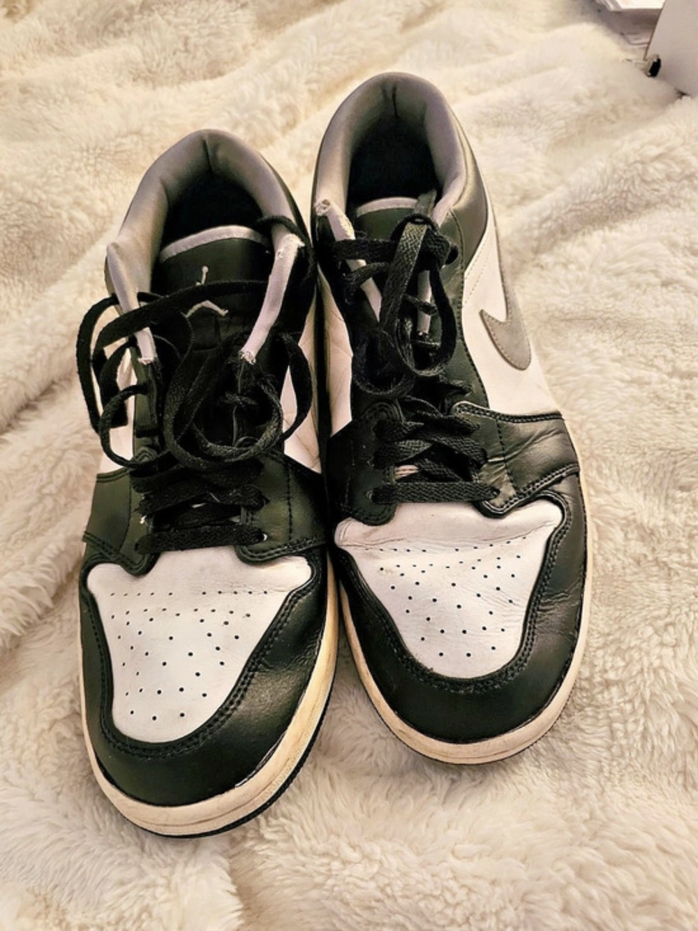 Jordan Air Jordan 1 Low 'Black Medium Grey' Sneakers Black & White